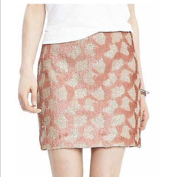 🌸Banana Republic Sequin Mini Skirt🌸 - Picture 5 of 7